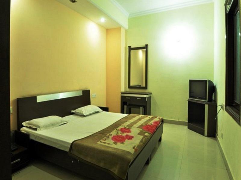 Sukhman International Hotel Near Amritsar Railway Station Esterno foto