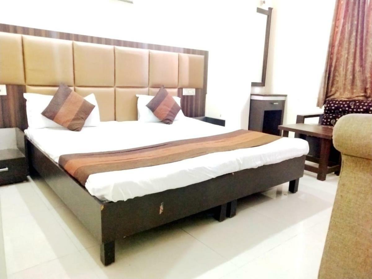 Sukhman International Hotel Near Amritsar Railway Station Esterno foto