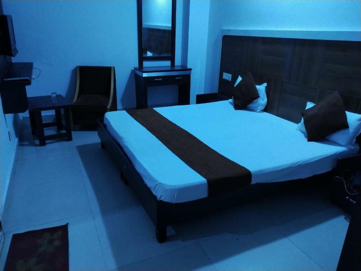 Sukhman International Hotel Near Amritsar Railway Station Esterno foto